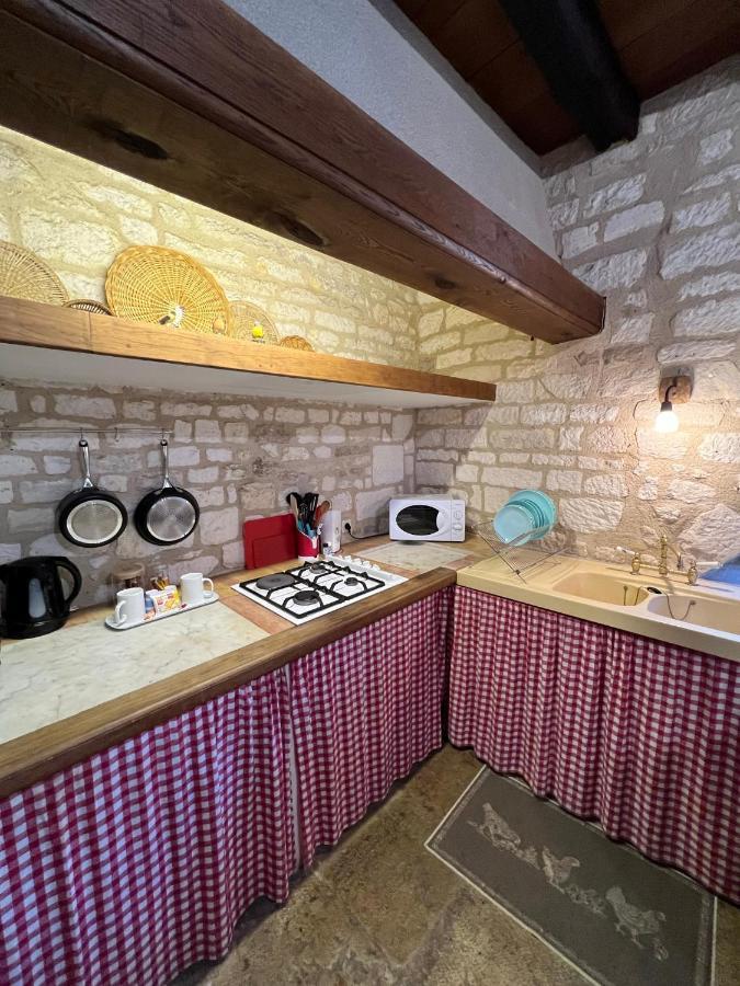La Maison D'Alienor - Gites De Caractere A Chablis - 89 Ngoại thất bức ảnh